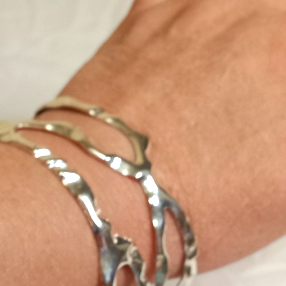 Avon Unique Wrapped Twig Effect Bracelet